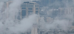 Літня жінка нібито померла на Подолі від холоду в квартирі, що не опалюється