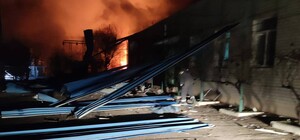 Нічний обстріл півдня Одещини: росіяни вдарили по енергооб'єкту та адмінбудівлі