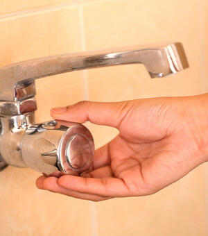 5 ідей, як підготуватися до довгого відключення води і скільки це коштуватиме