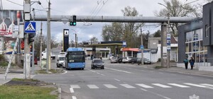 У Дніпрі на перетині Калинової та Вітчизняної встановили новий світлофор