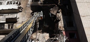 Росія атакувала багатоповерхівку у Дніпрі: загинули троє людей, серед постраждалих — діти