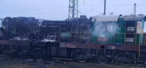 Військові РФ вдарили по локомотиву у Харківській області