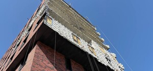 У Дніпрі до кінця 2026 року планують відновити багатоповерхівку, пошкоджену ударом дрона РФ