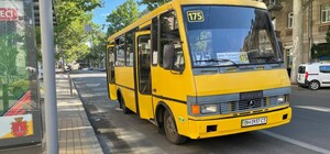 Іржа, бруд і жодного безготівкового розрахунку або чому одесити обурені новим тарифом у 25 гривень за маршрутки