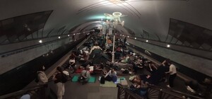 У Київському метрополітені спростували інформацію про недопуск людей до станцій під час повітряної тривоги