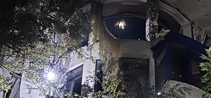 РФ обстріляла багатоповерхівку  в Одесі: горіла квартира