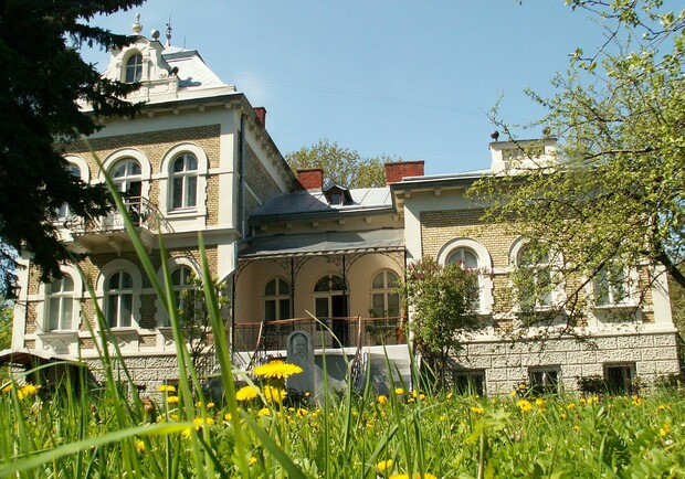 фото: Державний меморіальний музей Михайла Грушевського у Львові