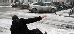 Синоптики попереджають: ожеледиця у Львові протримається до 2 січня