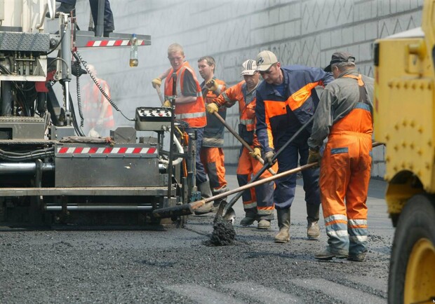 Новина - Транспорт та інфраструктура - На ремонт доріг Львівщини виділили 282 мільйони гривень: деталі