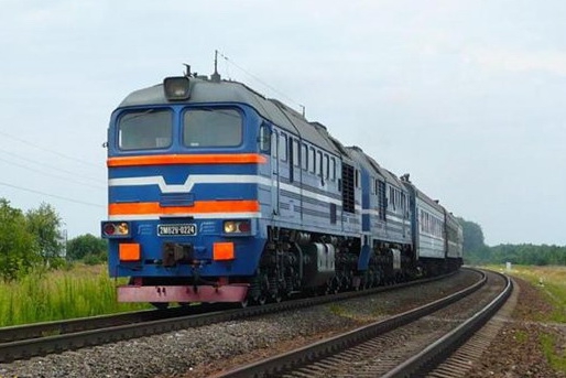 Новина - Транспорт та інфраструктура - На вихідні на Західну Україну поїде два додаткових потяги