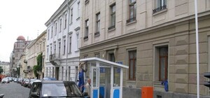 На  парковці в центрі Львова вперше встановлять електронне табло