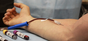 Півсотні львівських поліцейських здали кров для школярки