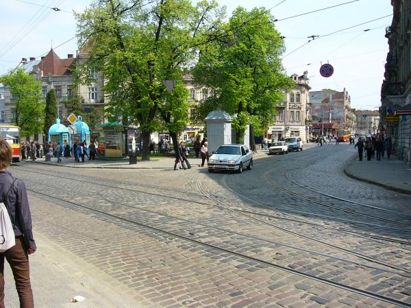 Новина - Транспорт та інфраструктура - У Львові вирішили оновити площу Франка