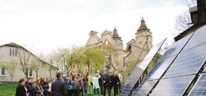 На Львівщині вулиці почали освітлювати за допомогою сонячної електростанції