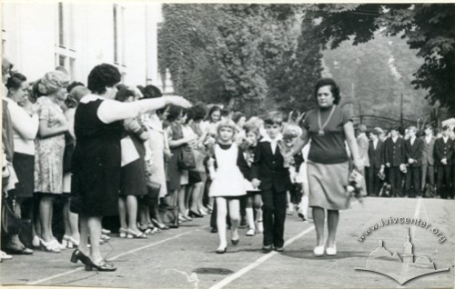 Новина - Події - Якими були школи Львова у радянські часи: раритетні фото