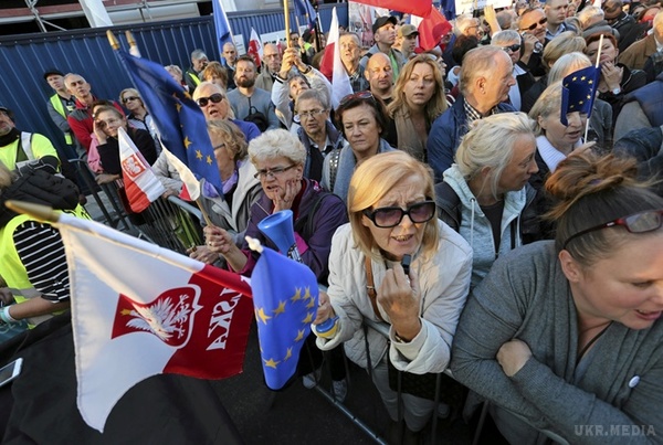 Новина - Події - Заборона абортів у Польщі: бідні польки їдуть до Львова, заможні до країн ЄС