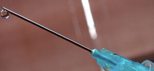 У львівському дитсадку хлопчик вколовся шприцем з ВІЛ