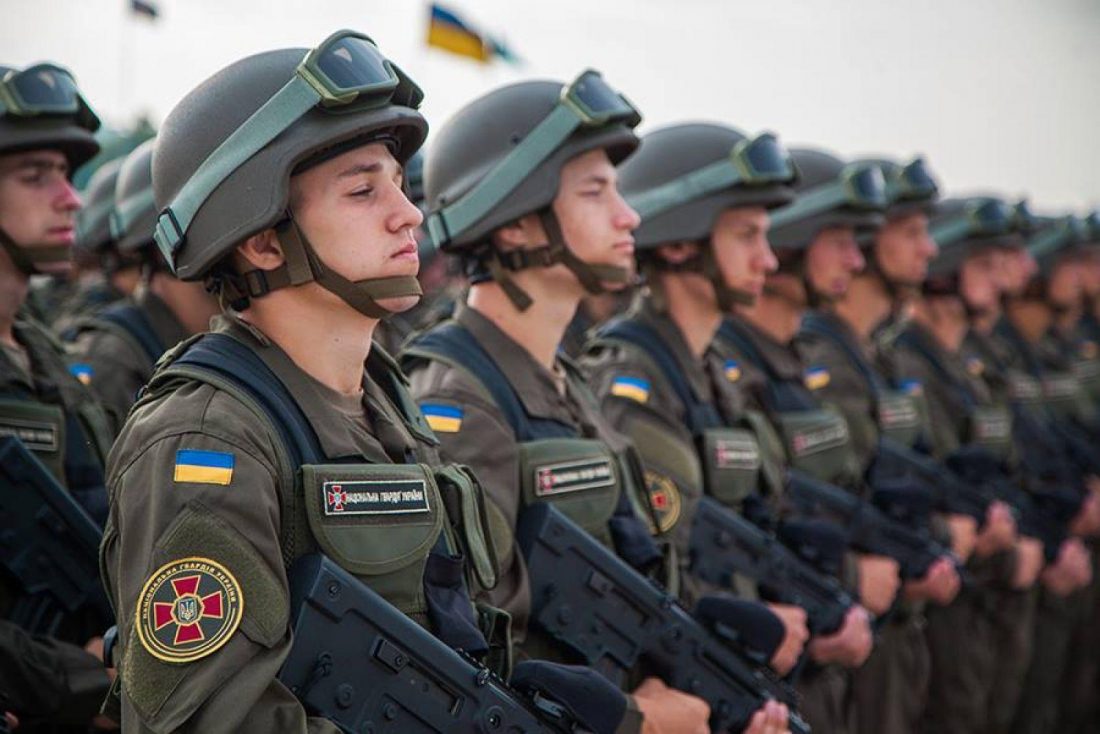 Новина - Події - Львівські військові розповіли, як домофон заважає забирати хлопців до армії