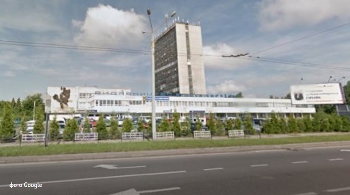 Новина - Події - Ласий шматок: суд відібрав у дружини львівського банкіра велику парковку
