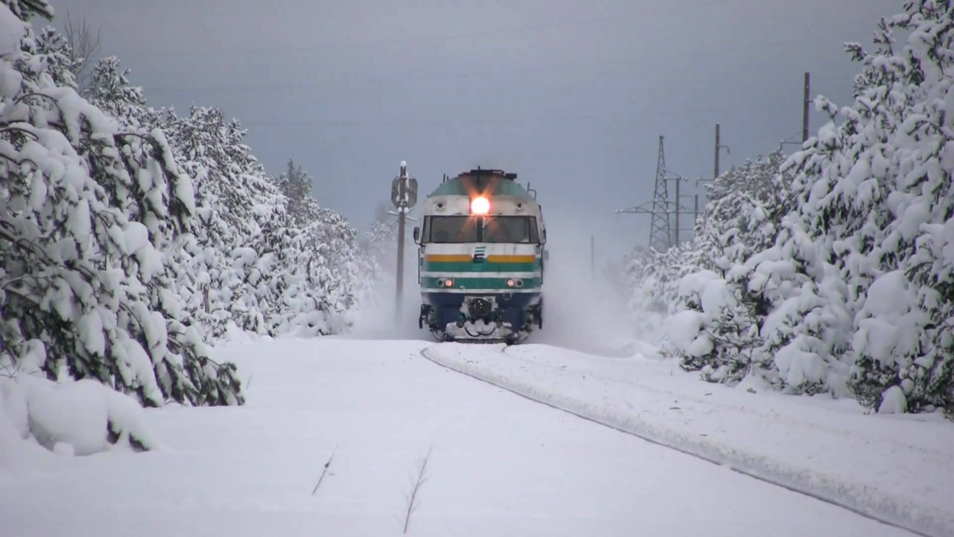 Новина - Транспорт та інфраструктура - Поїзд далі не їде: негода на Львівщині паралізувала роботу залізниці