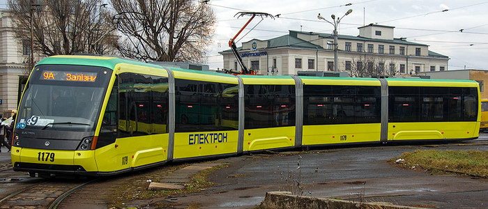 Новина - Транспорт та інфраструктура - Поїхали: у Львові відкривають для проїзду трамваїв дві ключові вулиці
