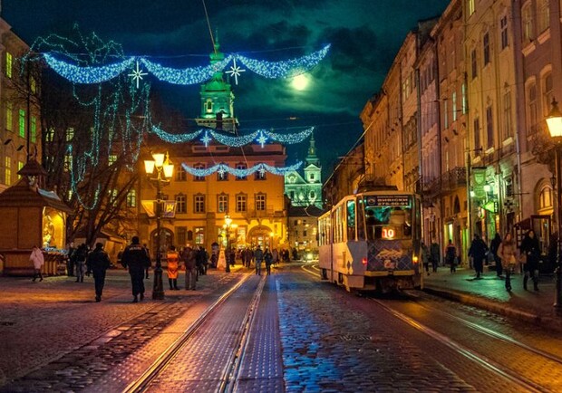 Новина - Транспорт та інфраструктура - Докладно: графік курсування трамваїв Львова у новорічну та різдвяну ніч