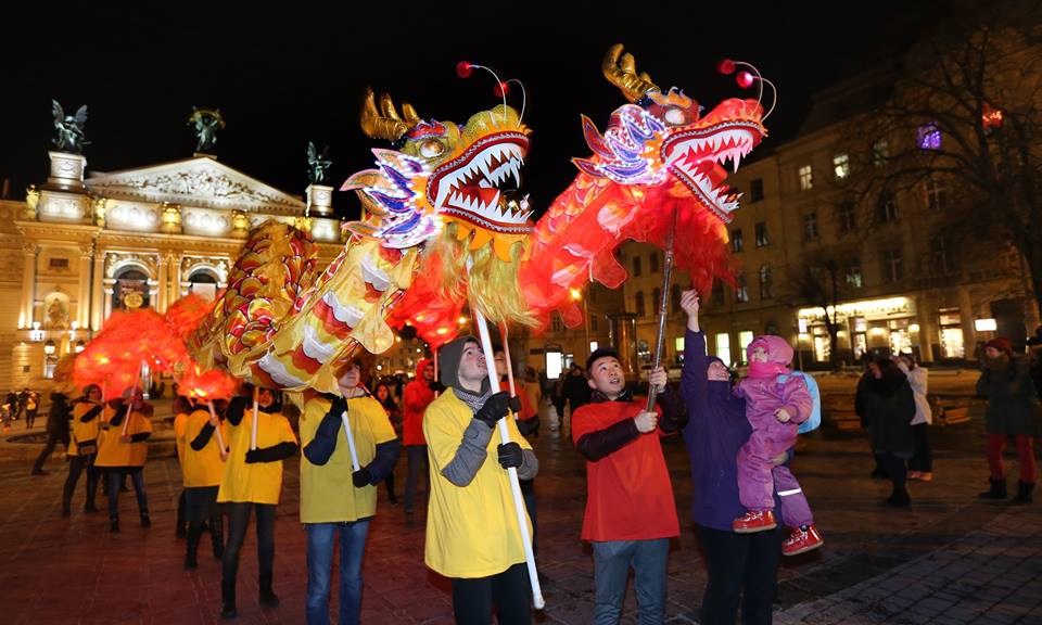 Новина - Дозвілля та їжа - Фоторепортаж: як львів'яни зустрічали китайський новий рік