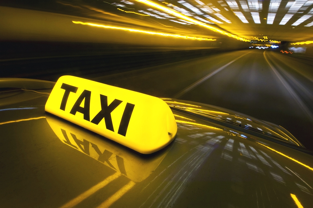 Новина - Події - Отримай відповідь: чи правда, що Яндекс таксі йде зі Львова