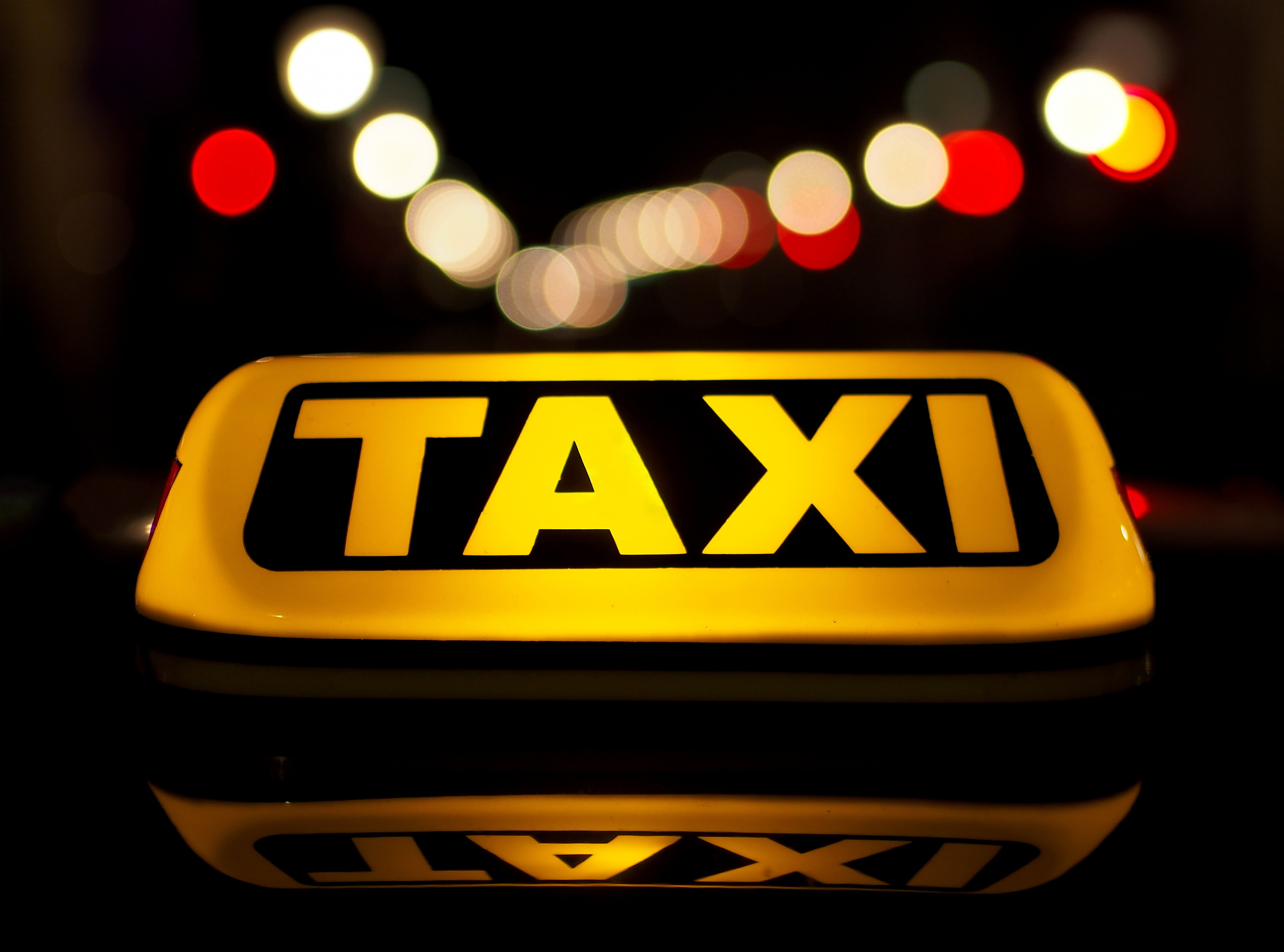 Новина - Події - Захист свого бізнесу: львівські таксисти вимагають заборонити онлайн таксі