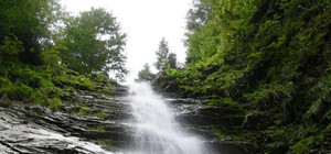 Туристу на замітку: 10 маловідомих водоспадів Карпат