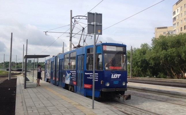 Новина - Транспорт та інфраструктура - Фотофакт: запрацювала кінцева зупинка трамвая №8 на Сихові