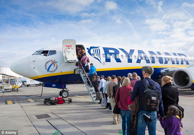 Новина - Події - Офіційно: Ryanair повідомив, що робити з квитками на скасовані рейси