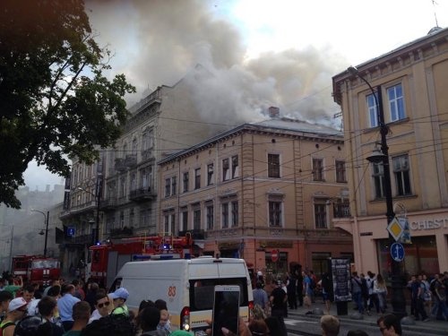 Новина - Події - Що сталося: стала відома причина маштабної пожежі в центрі Львова