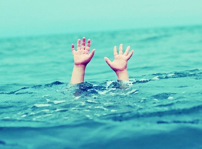 Новина - Події - Не впорався з течією: на Закарпатті в річці знайшли тіло школяра