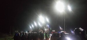 Розборонила поліція: як розлючені львівські фани намагалися 