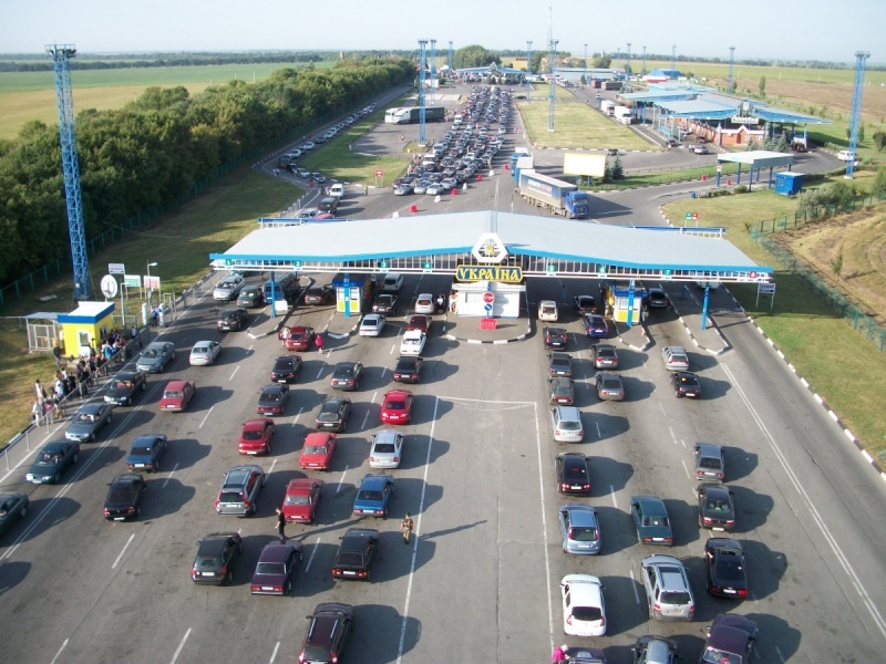 Новина - Транспорт та інфраструктура - Безвіз у дії: на кордоні з Польщею – черги на 914 авто