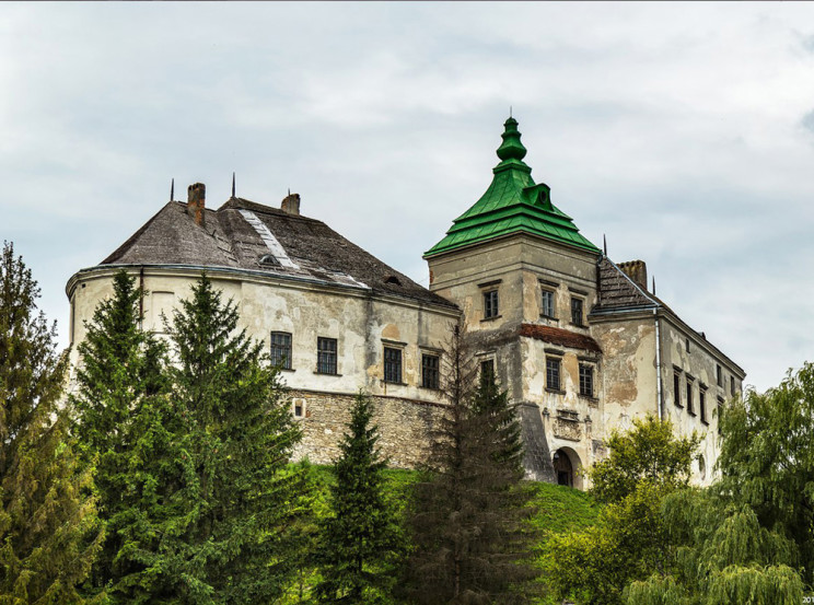 Новина - Події - Все на місці: співробітники Олеського замку спростовують зникнення 600 експонатів
