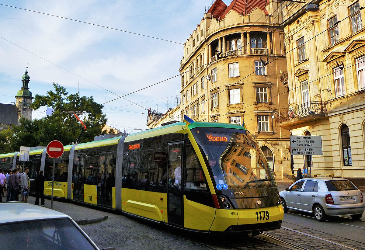 Новина - Транспорт та інфраструктура - Не чекай даремно:  у Львові змінюється рух п'яти трамваїв