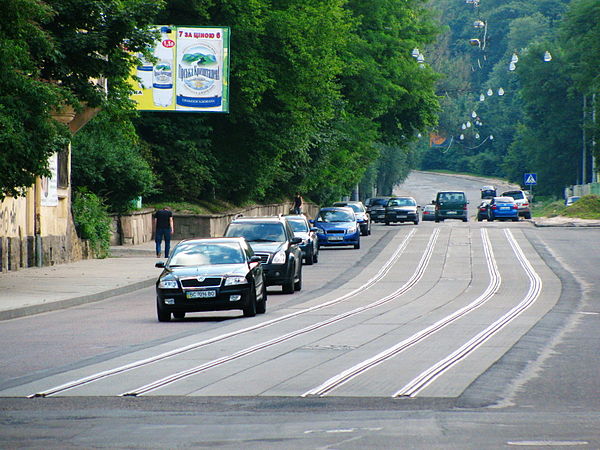 Новина - Транспорт та інфраструктура - Їдь, куди хочеш: на одній із вулиць Львова рух стане двостороннім