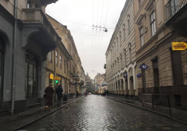 Новина - Транспорт та інфраструктура - Фотофакт: як виглядає центр Львова без автомобілів