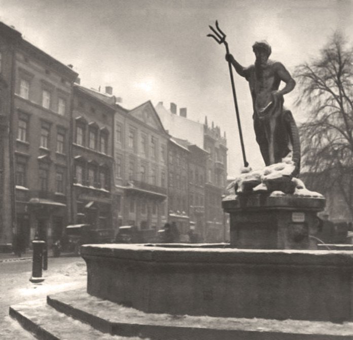 Новина - Події - Спробуй впізнати: підбірка світлин зимових пейзажів Львова 1941 року