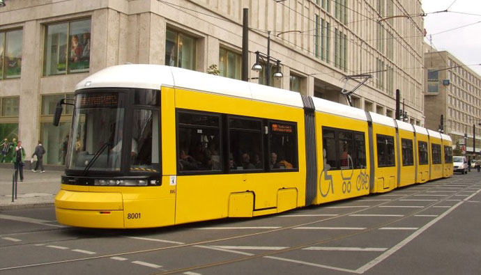 Новина - Транспорт та інфраструктура - Місця вистачить усім: Львовом курсуватимуть німецькі трамваї