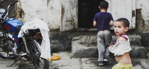 Один загинув, троє у лікарні: під Львовом невідомі з ножами напали на табір ромів