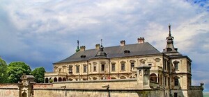 Мед і танці: сьогодні в Олеському та Підгорецькому замках стартують фестивалі