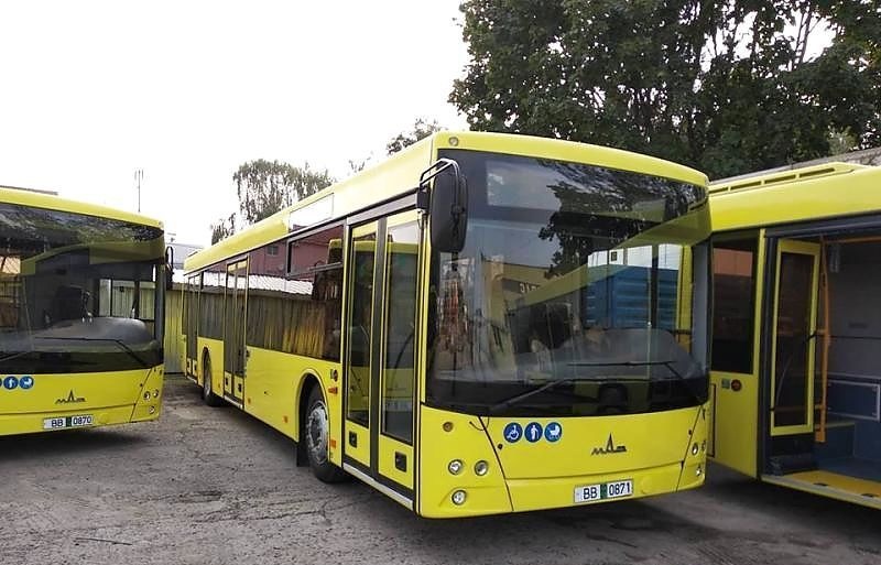 Нові автобуси великого класу запустять на маршрути у Рясне.