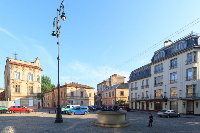 Площа Старий Ронок у Львові. Фото WIKIPEDIA.