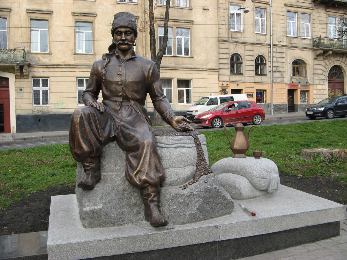 У центрі Львова викрали елемент пам’ятника Юрію Кульчицькому.