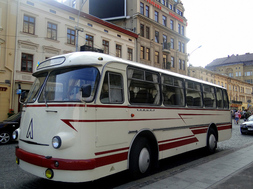 Дмитро Левик зареєстрував на сайті Львівської міськради електронну петицію з проханням відновити курсування автобуса за маршрутом №35.
