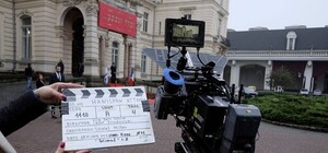 Як дві краплі: у центрі Львова французи знімають серіал про Париж