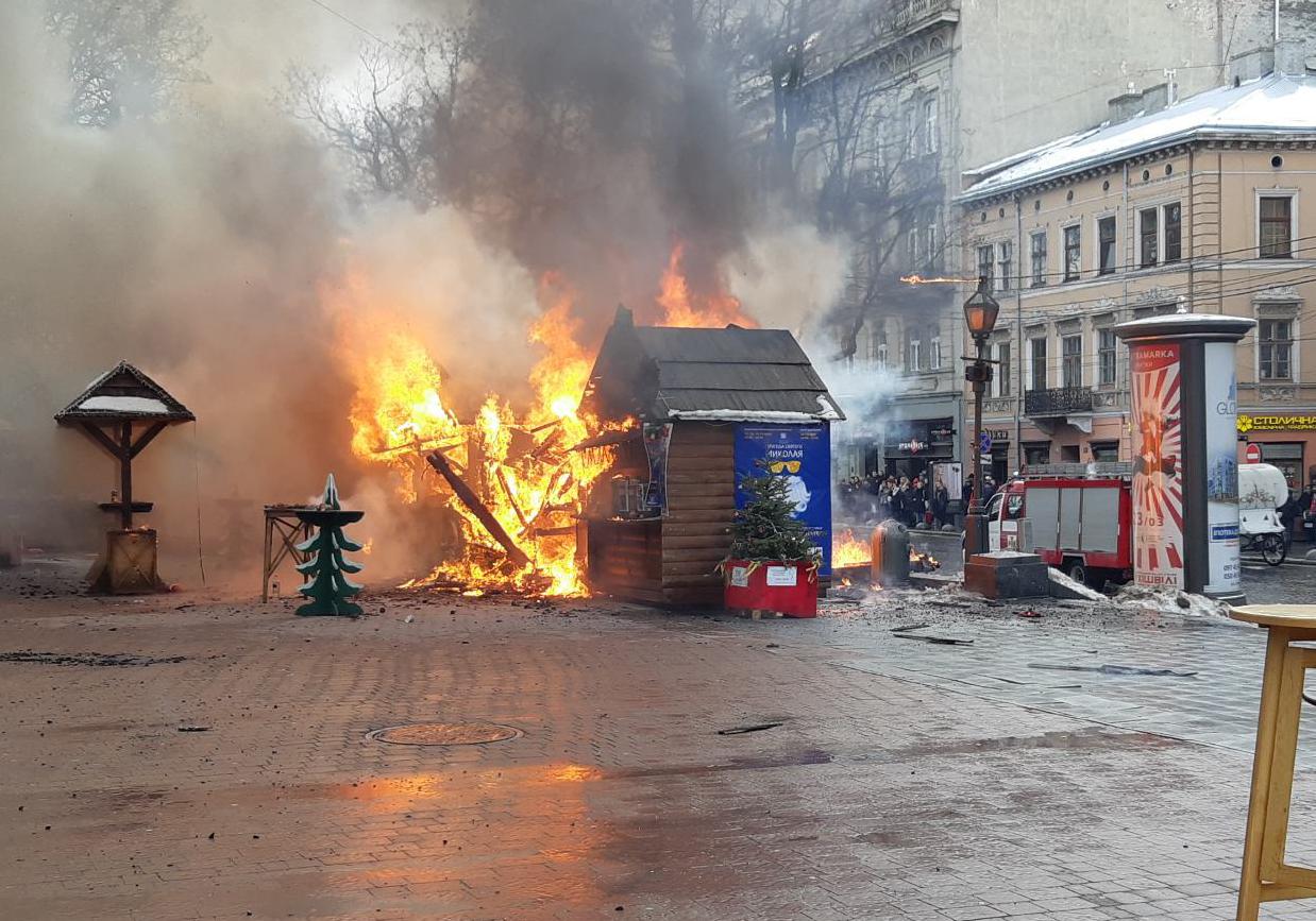 Подробиці вибуху на різдвяному ярмарку у Львові